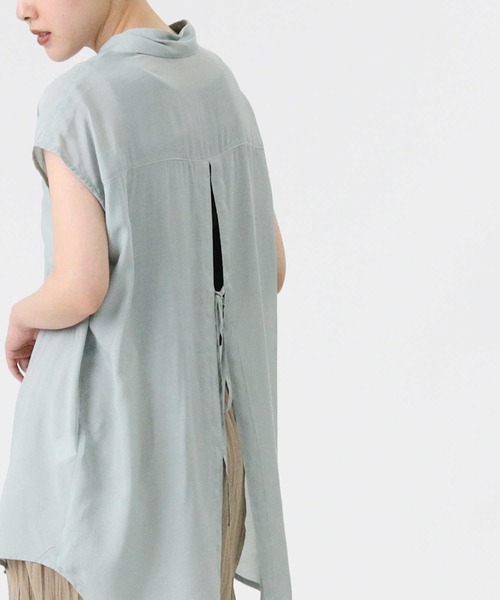 HONEYSUCKLE ROSE（ハニーサックルローズ）の「【HONEYSUCKLE ROSE】バックデザインブラウス（シャツ/ブラウス・レディース・オフホワイト/グリーン/ブラック・M/L）」の3枚目の写真