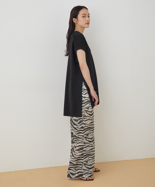 ADAM ET ROPE'(アダムエロペ)の「ゼブラプリントパンツ(その他パンツ・レディース・ホワイト系その他・36/38)」の3枚目の写真