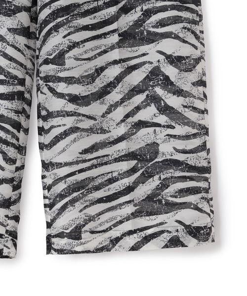 ADAM ET ROPE'(アダムエロペ)の「ゼブラプリントパンツ(その他パンツ・レディース・ホワイト系その他・36/38)」の9枚目の写真