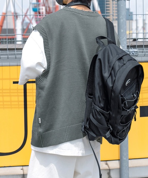 Perushu(ペルーシュ)の「ダメージサマーニットベスト(ベスト・メンズ・イエロー/グリーン/ダークブルー・MEDIUM/LARGE)」の19枚目の写真