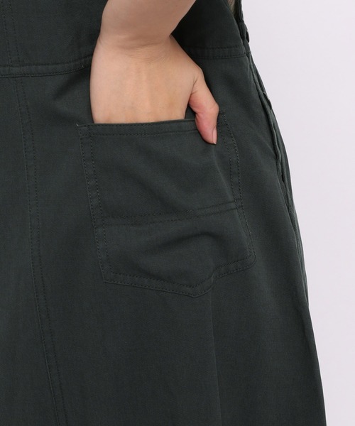 LEPSIM(レプシィム)の「大人上品サロペット 954074(サロペット/オーバーオール・レディース・チャコールグレー/ブラウン/ブラック・MEDIUM/LARGE)」の16枚目の写真