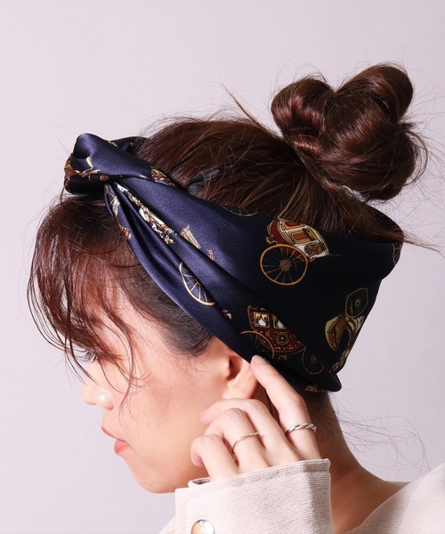 BAYBLO（ベイブロ）の「(CR)【ユニセックス】馬車 柄 プリント スカーフ[70cm×70cm]（バンダナ/スカーフ・レディース・ブラック/ネイビー/チョコ・ONE SIZE）」の15枚目の写真