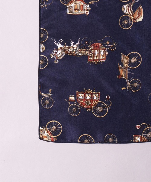 BAYBLO（ベイブロ）の「(CR)【ユニセックス】馬車 柄 プリント スカーフ[70cm×70cm]（バンダナ/スカーフ・レディース・ブラック/ネイビー/チョコ・ONE SIZE）」の11枚目の写真