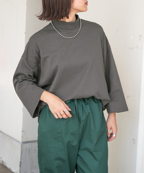 PairPair（ペアペア）の「モックネックTシャツ(ユニセックス)（Tシャツ/カットソー・レディース・スミクロ/グリーン/オフホワイト/ピンク・FREE）」の6枚目の写真