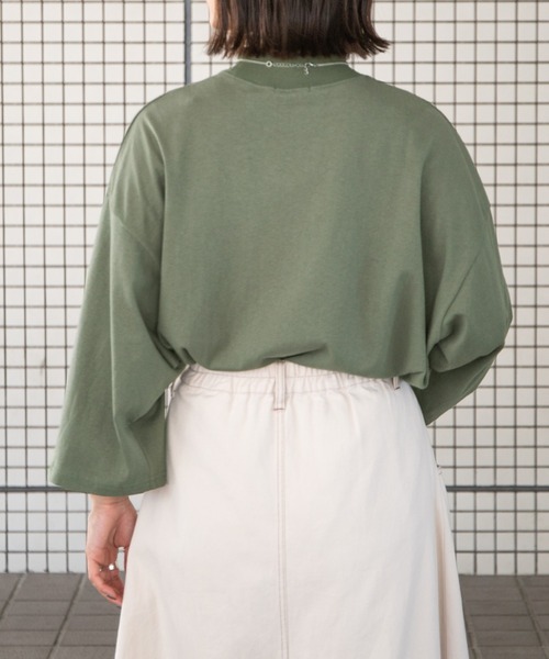 PairPair（ペアペア）の「モックネックTシャツ(ユニセックス)（Tシャツ/カットソー・レディース・スミクロ/グリーン/オフホワイト/ピンク・FREE）」の19枚目の写真