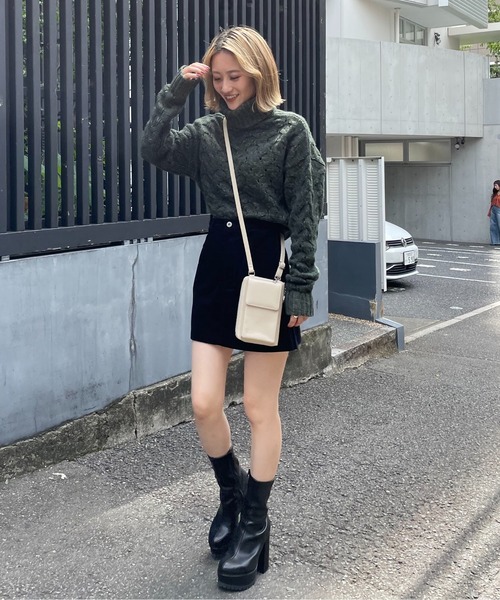 SPIRALGIRL（スパイラルガール）の「ミニケーブルタートルネックニット（ニット/セーター・レディース・ブラック/グリーン・FREE）」の12枚目の写真