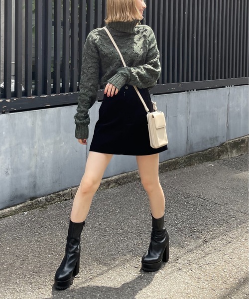 SPIRALGIRL（スパイラルガール）の「ミニケーブルタートルネックニット（ニット/セーター・レディース・ブラック/グリーン・FREE）」の7枚目の写真