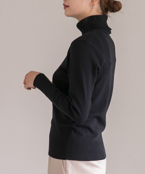 URBAN RESEARCH ROSSO（アーバンリサーチロッソ）の「GICIPI　ANANAS（Tシャツ/カットソー・レディース・オフホワイト/キャメル/ブラック/ネイビー・1）」の18枚目の写真