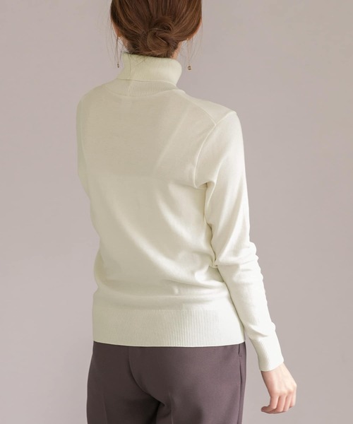 URBAN RESEARCH ROSSO（アーバンリサーチロッソ）の「GICIPI　ANANAS（Tシャツ/カットソー・レディース・オフホワイト/キャメル/ブラック/ネイビー・1）」の5枚目の写真