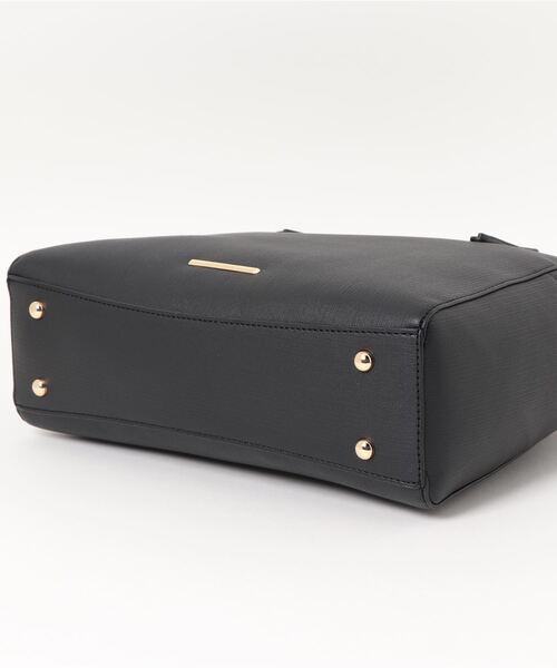 m.f.editorial（エムエフエディトリアル）の「エムエフエディトリアルレディース/m.f.editorial：Women  サフィアーノ型押し バイカラートートバッグ A4対応（トートバッグ・レディース・ブラック/ライトグレー・FREE）」の6枚目の写真