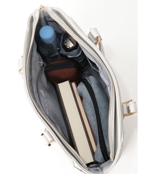 m.f.editorial（エムエフエディトリアル）の「エムエフエディトリアルレディース/m.f.editorial：Women  サフィアーノ型押し バイカラートートバッグ A4対応（トートバッグ・レディース・ブラック/ライトグレー・FREE）」の21枚目の写真