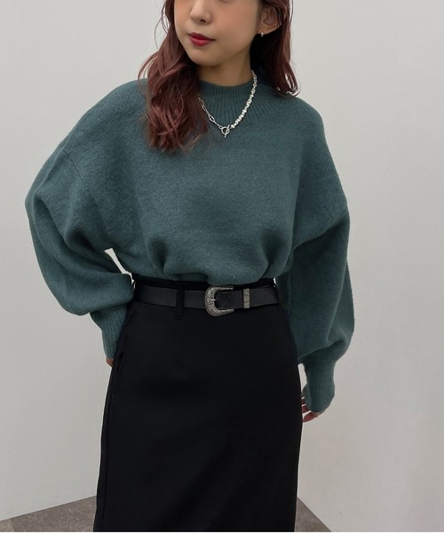 apres jour mignon(アプレジュールミニョン)の「ハイネックモチモチニットプルオーバー【ZOZOTOWN限定アイテム】(ニット/セーター・レディース・レッド/マスタード/グリーン/オレンジ系その他/ブラック/アイボリー/グリーン系その他3/パープル/ブルー/ブルー系その他2・X-LARGE/フリー)」の6枚目の写真