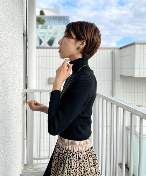 un dix cors（アンディコール）の「大人の日常着インナー　リブタートル（ニット/セーター・レディース・オフホワイト/ブラック/グレー・FREE）」の13枚目の写真