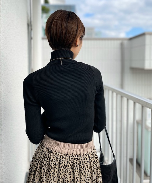 un dix cors（アンディコール）の「大人の日常着インナー　リブタートル（ニット/セーター・レディース・オフホワイト/ブラック/グレー・FREE）」の14枚目の写真