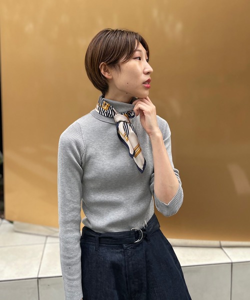 un dix cors（アンディコール）の「大人の日常着インナー　リブタートル（ニット/セーター・レディース・オフホワイト/ブラック/グレー・FREE）」の19枚目の写真