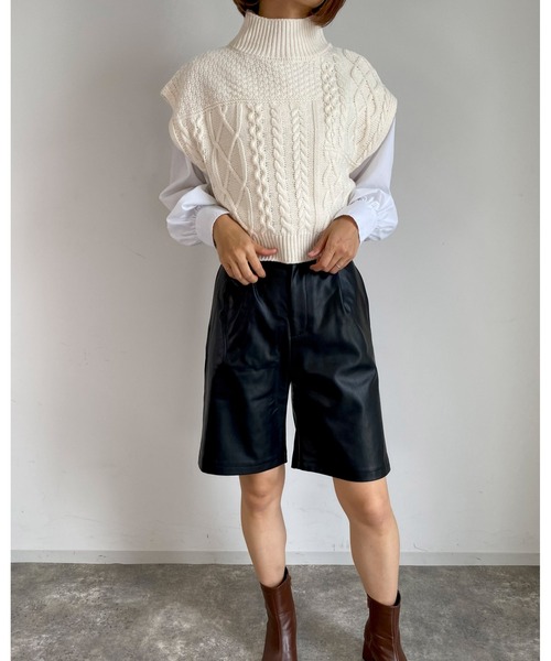 MLI'A(エムリア)の「フェイクレザーショート/パンツ(その他パンツ・レディース・アイボリー/ブラウン/ブラック・FREE)」の13枚目の写真