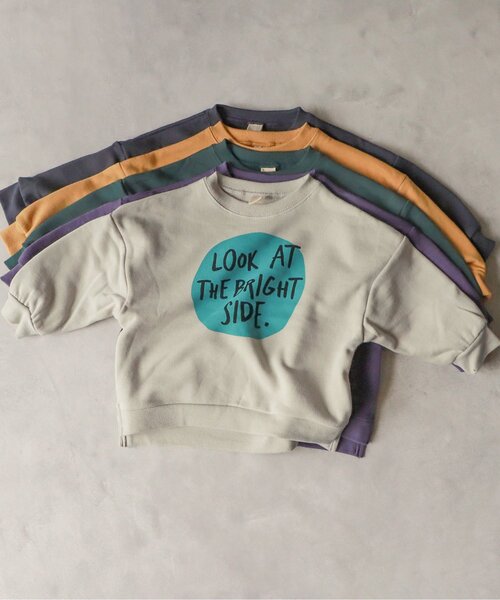BREEZE by yumi.（ブリーズバイユミ）の「WEB限定グラフィックトレーナー 【BREEZE by yumi.】（スウェット・キッズ・アイボリー/マスタード/チャコール/パープル/グリーン・100/110/140/90/130/80/120）」の2枚目の写真