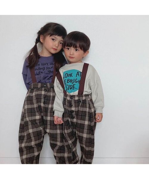 BREEZE by yumi.（ブリーズバイユミ）の「WEB限定グラフィックトレーナー 【BREEZE by yumi.】（スウェット・キッズ・アイボリー/マスタード/チャコール/パープル/グリーン・100/110/140/90/130/80/120）」の7枚目の写真