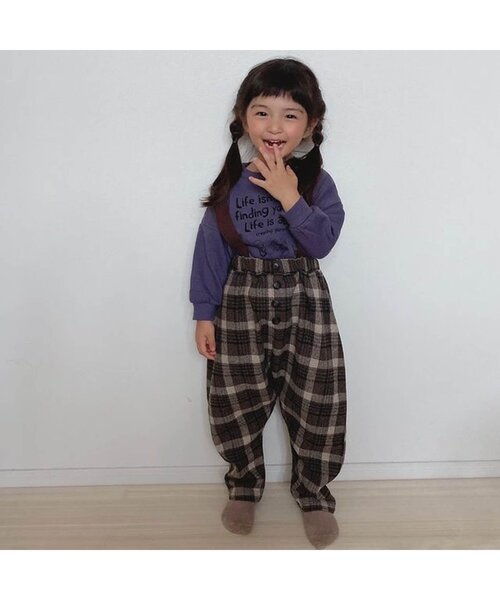 BREEZE by yumi.（ブリーズバイユミ）の「WEB限定グラフィックトレーナー 【BREEZE by yumi.】（スウェット・キッズ・アイボリー/マスタード/チャコール/パープル/グリーン・100/110/140/90/130/80/120）」の9枚目の写真