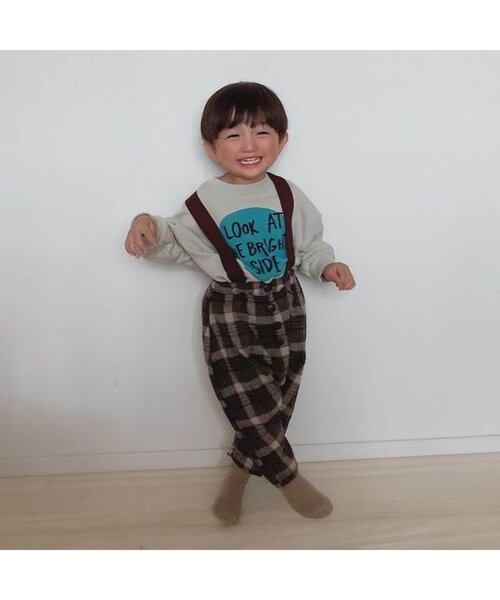 BREEZE by yumi.（ブリーズバイユミ）の「WEB限定グラフィックトレーナー 【BREEZE by yumi.】（スウェット・キッズ・アイボリー/マスタード/チャコール/パープル/グリーン・100/110/140/90/130/80/120）」の11枚目の写真