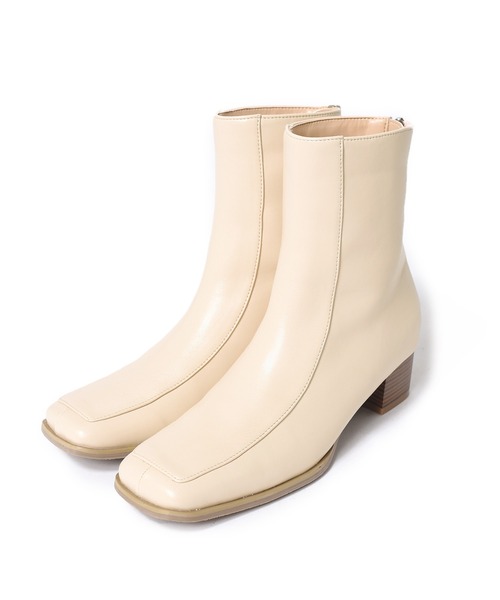 w closet（ダブルクローゼット）の「スクエアショートブーツ（ブーツ・レディース・ブラック/ライトグリーン/アイボリー・M/L）」の10枚目の写真