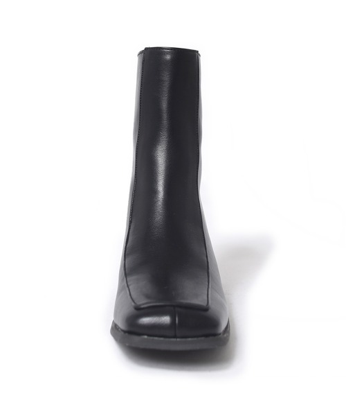 w closet（ダブルクローゼット）の「スクエアショートブーツ（ブーツ・レディース・ブラック/ライトグリーン/アイボリー・M/L）」の6枚目の写真