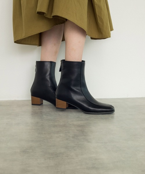 w closet（ダブルクローゼット）の「スクエアショートブーツ（ブーツ・レディース・ブラック/ライトグリーン/アイボリー・M/L）」の20枚目の写真
