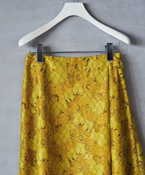 lautreamont BLEUBLANC（ロートレアモンブルーブラン）の「<lautreamont BLEUBLANC>アシンメトリーレーススカート（スカート・レディース・ネイビー/イエロー・9号/11号/7号）」の7枚目の写真