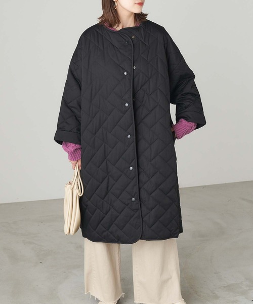 Chaco closet（チャコ クローゼット）の「ライナーキルトAラインロングノーカラーコート（ノーカラーコート・レディース・ブラック/ライトベージュ/ネイビー/グレー・FREE）」の2枚目の写真