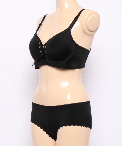 おしゃれスタ(オシャレスタ)の「ナイトブラ・ノンワイヤ―バックホック【補正下着】(ナイトブラ・レディース・ブラック/ベージュ/レッド/ピンク/ワイン・S/L/XL/XS/XXL/XXS/M)」の6枚目の写真