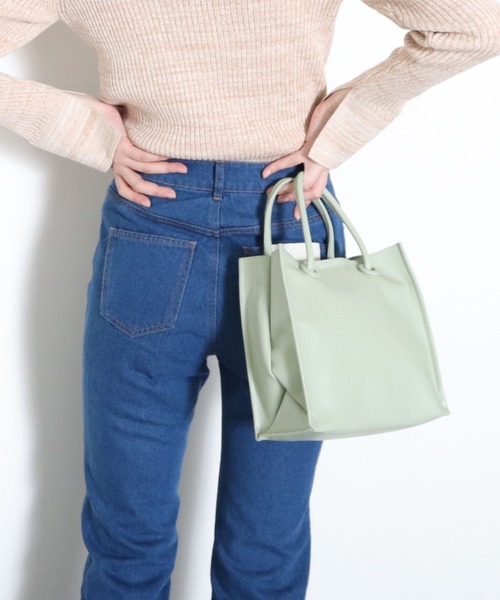 archives（アルシーヴ）の「ソフト合皮バッグ（トートバッグ・レディース・ブラック/グリーン/アイボリー・FREE）」の4枚目の写真