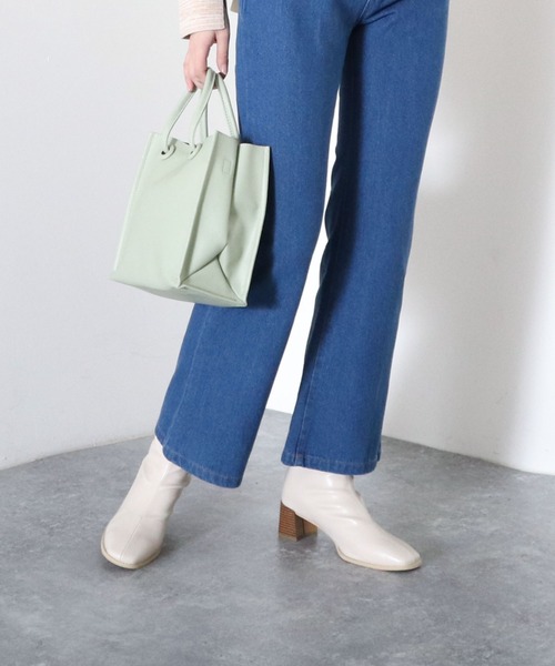 archives（アルシーヴ）の「ソフト合皮バッグ（トートバッグ・レディース・ブラック/グリーン/アイボリー・FREE）」の7枚目の写真