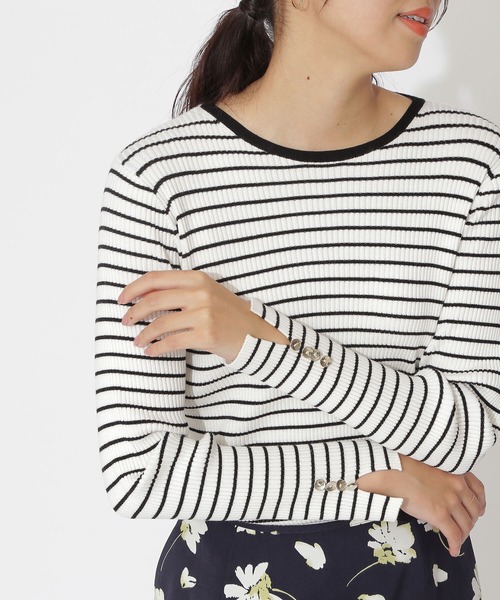 NATURAL BEAUTY BASIC（ナチュラルビューティーベーシック）の「ボタンスリーブリブニット（ニット/セーター・レディース・ホワイト系その他/グレー/イエロー・MEDIUM）」の6枚目の写真