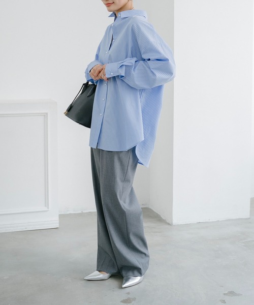 シルエット変更可！】パール釦オーバーサイズシャツ Emma Taylor