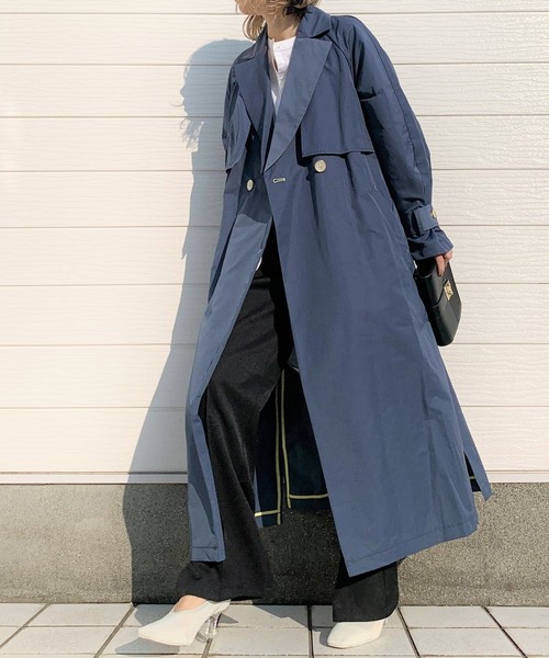 Q(キュー)の「ツイルトレンチコート(トレンチコート・レディース・ネイビー/ピンク・MEDIUM)」の3枚目の写真
