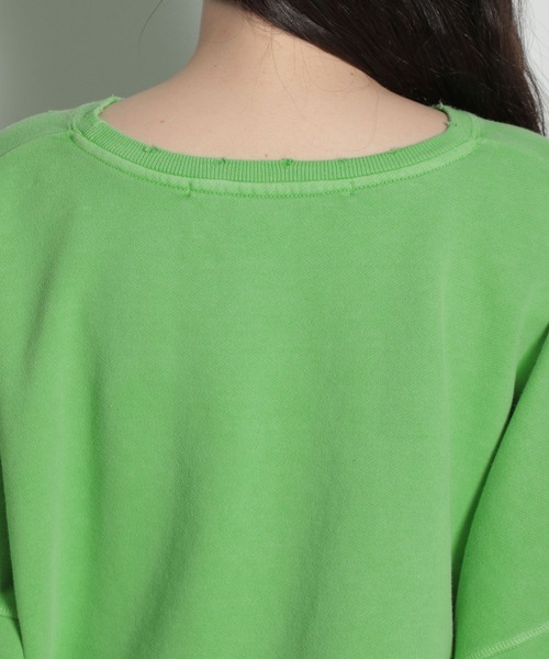 niko and...（ニコアンド）の「ピグメントダメージビッグプルオーバー（Tシャツ/カットソー・レディース・ネイビー/オフホワイト/グリーン/スモーク・FREE）」の11枚目の写真