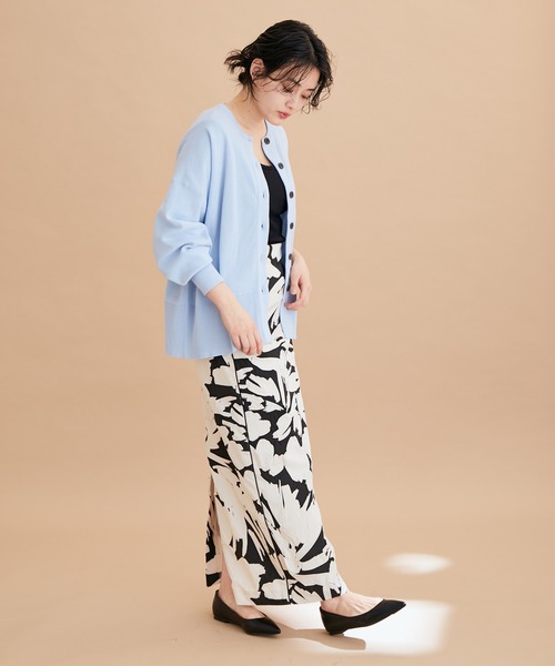 ADAM ET ROPE'(アダムエロペ)の「ボロネーゼフラット(パンプス・レディース・ブラック/ベージュ系その他/キナリ・22.5cm/23.5cm/24.5cm/23.0cm/24.0cm/25.0cm)」の11枚目の写真