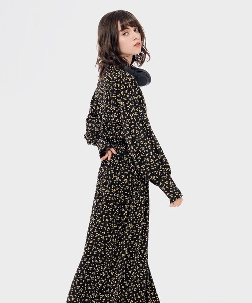 MUHET（ミュエータ）の「フラワーロングワンピース（ワンピース・レディース・ブラック・SMALL/MEDIUM/LARGE）」の7枚目の写真