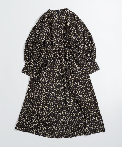 MUHET（ミュエータ）の「フラワーロングワンピース（ワンピース・レディース・ブラック・SMALL/MEDIUM/LARGE）」の2枚目の写真