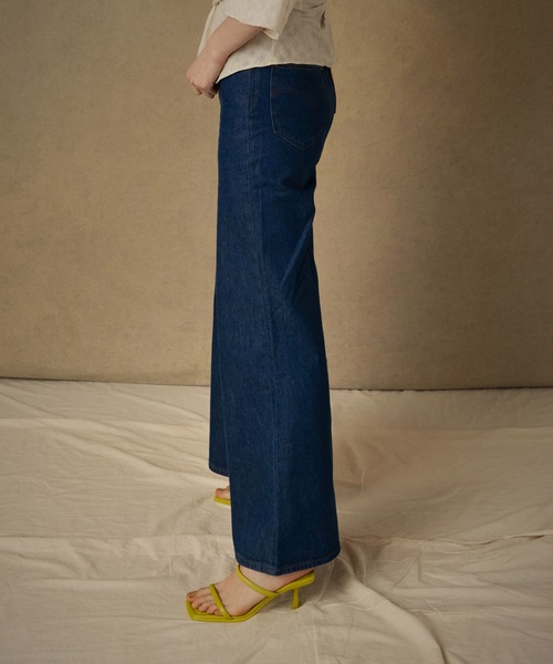 Levi's(リーバイス)の「Levi's(R) RED HIGH LOOSE FLARE PINE GULCH CREEK(デニムパンツ・レディース・ダークインディゴブルー・23inch/24inch/25inch/26inch/27inch/28inch/29inch/30inch)」の11枚目の写真