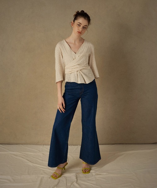 Levi's(リーバイス)の「Levi's(R) RED HIGH LOOSE FLARE PINE GULCH CREEK(デニムパンツ・レディース・ダークインディゴブルー・23inch/24inch/25inch/26inch/27inch/28inch/29inch/30inch)」の15枚目の写真