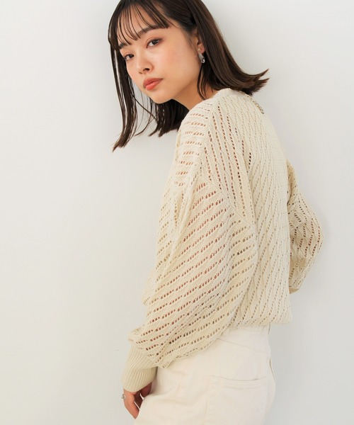 GeeRA（ジーラ）の「リリー柄かぎ針編ニット（ニット/セーター・レディース・ブルー/ライトベージュ・MEDIUM）」の6枚目の写真