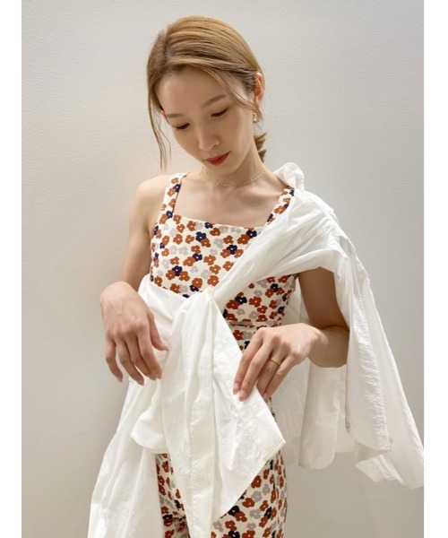 emmi(エミ)の「【emmi yoga】モダンペイントブラトップ(インナーウェア/肌着・レディース・ベージュ/ネイビー/レッド・1/0)」の3枚目の写真