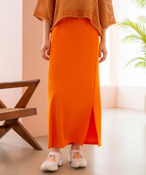 ANGIE（アンジー）の「フライススリットタイトスカート（スカート・レディース・ブラック/レッド/オレンジ/ブルー・FREE）」の12枚目の写真