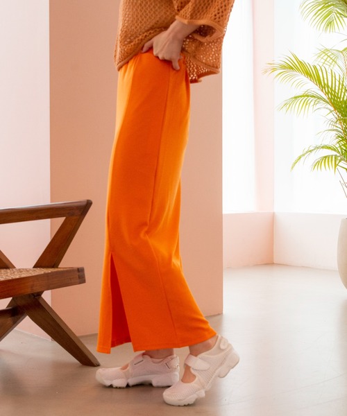 ANGIE（アンジー）の「フライススリットタイトスカート（スカート・レディース・ブラック/レッド/オレンジ/ブルー・FREE）」の13枚目の写真