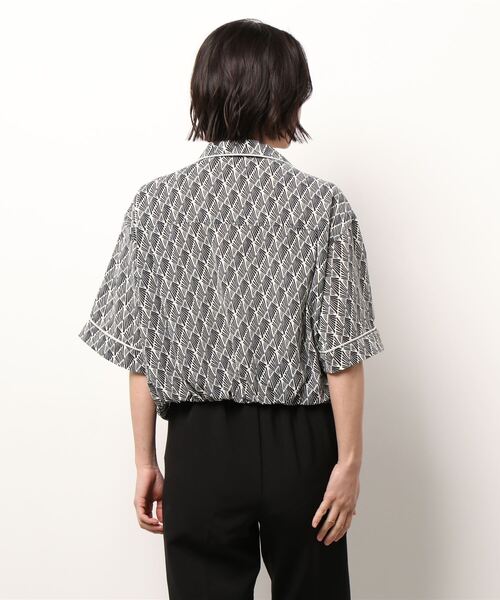 LOWRYS FARM（ローリーズファーム）の「キカパイピングシャツ　283366（シャツ/ブラウス・レディース・ブラック/ダークブラウン/ブラウン・FREE）」の5枚目の写真