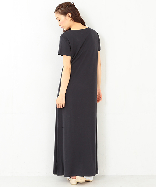 CAROLINA GLASER（カロリナ グレイサー）の「CAROLINA GLASER / リボンチュール マキシワンピース（ワンピース・レディース・グレー/チャコールグレー・ONE SIZE）」の5枚目の写真