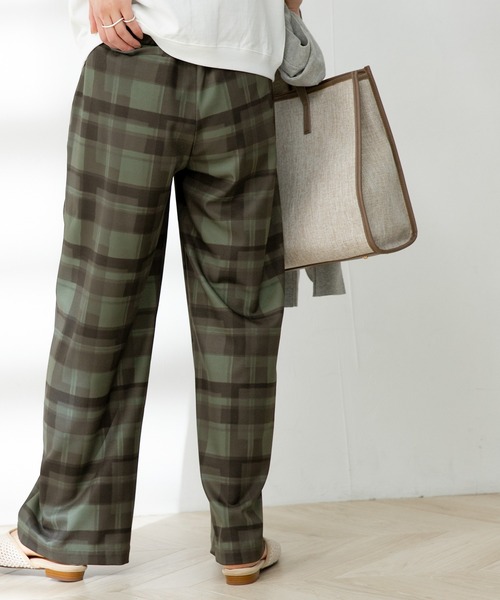 FORK&SPOON(フォークアンドスプーン)の「FORK&SPOON チェックプリントパンツ(その他パンツ・レディース・オリーブ/ネイビー・1)」の13枚目の写真