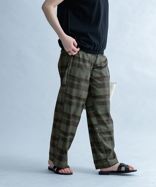 FORK&SPOON(フォークアンドスプーン)の「FORK&SPOON チェックプリントパンツ(その他パンツ・レディース・オリーブ/ネイビー・1)」の20枚目の写真