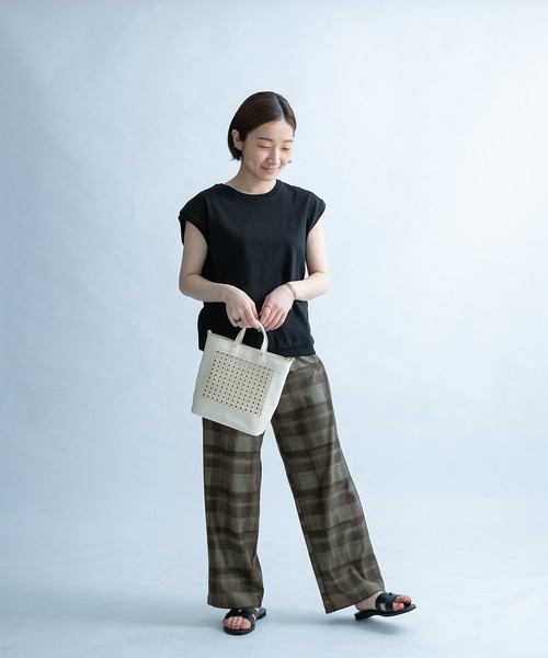 FORK&SPOON(フォークアンドスプーン)の「FORK&SPOON チェックプリントパンツ(その他パンツ・レディース・オリーブ/ネイビー・1)」の21枚目の写真